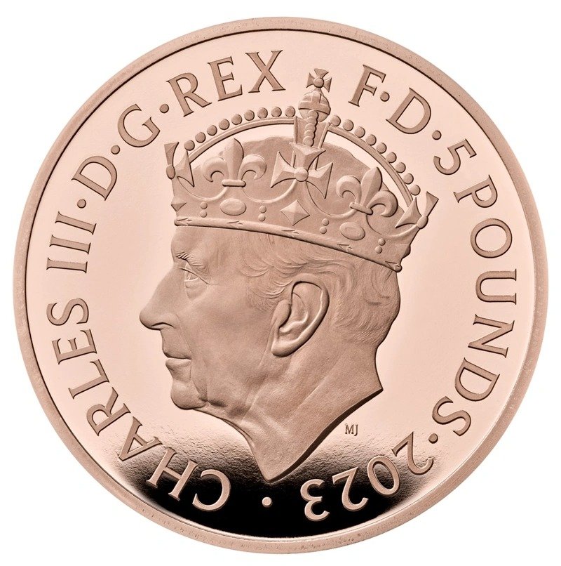 2023 £5 Gold Crown Coronation of King Charles III Proof Coin Boxed - Image 2