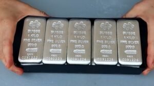 Read more about the article Buy 1 Kilo Silver Bars Online